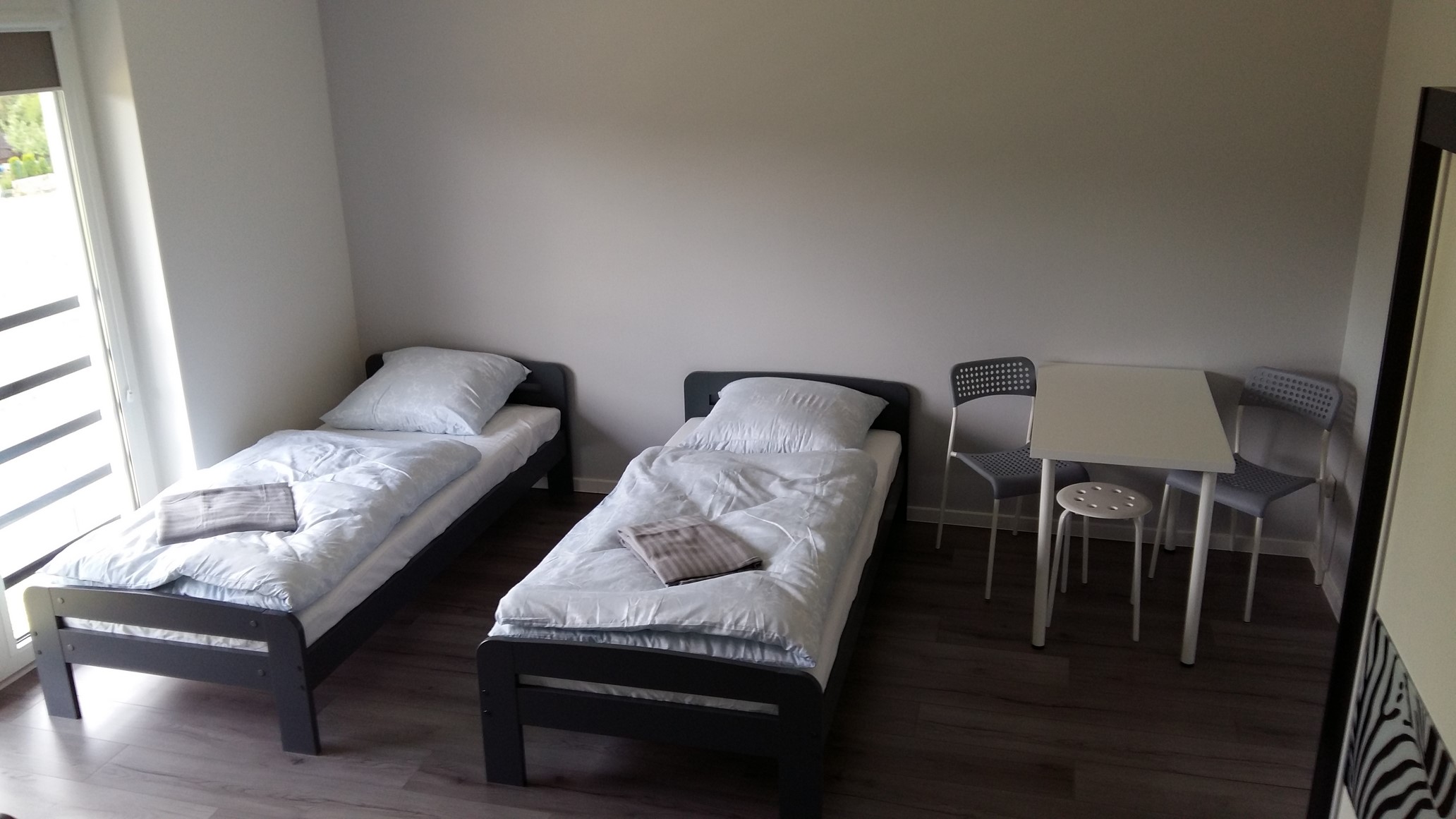 SIMSERWIS HOUSE - Kwatery i pokoje do wynajęcia