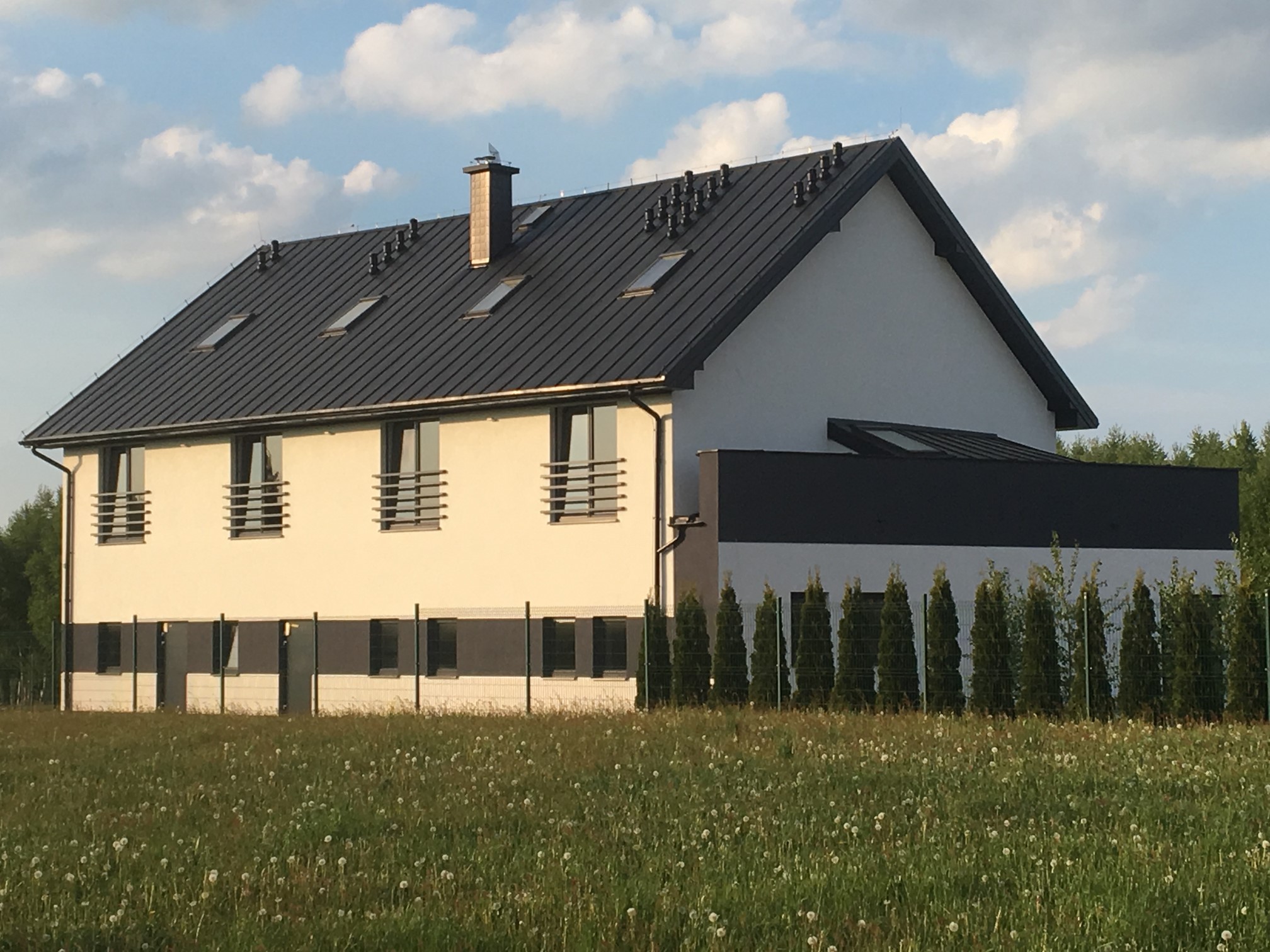 SIMSERWIS HOUSE - Kwatery i pokoje do wynajęcia